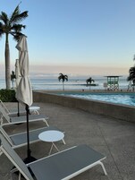 2 piscinas al aire libre