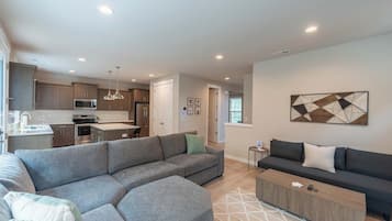 TV, fireplace, offices