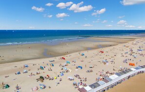 Beach nearby, fishing - 1 bedroom nice apartment in Oostende (Oostende)