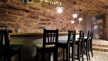 Bar (en la propiedad)