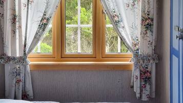 3 quartos, berço de viagem, Wi-Fi de cortesia