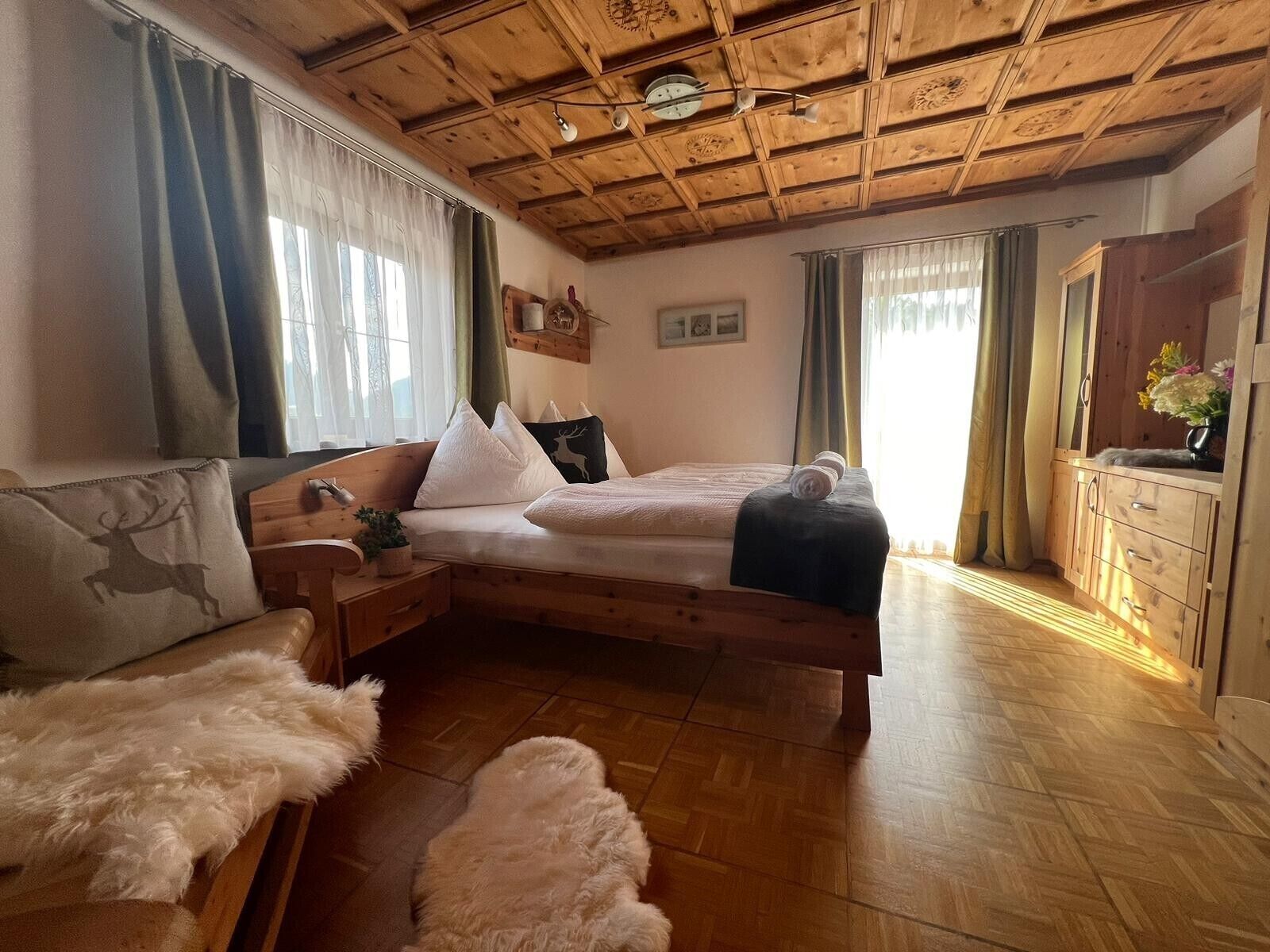 6 habitaciones, wifi gratis y ropa de cama 