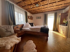 6 habitaciones, wifi gratis y ropa de cama 