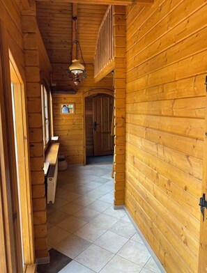 Interior - Holiday Home 'Idylle Ferienhaus Ems' with Lake View, Wi-Fi and Air Conditioning (Walchum)