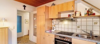 Apartment 'Ferienwohnung Hanna' with Mountain View, Balcony and Wi-Fi