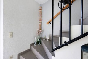 Interior - Apartment 'Haus Sünnschien' with Shared Terrace, Shared Garden and Wi-Fi (Nordstrand)