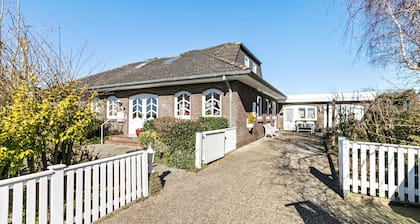 Gästehaus 'Ferienwohnung 3 Erdgeschoß' mit privatem Garten und Wi-Fi