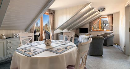 Apartment 'Ferienwohnung 2 Dachgeschoß' with Private Garden, Balcony and Wi-Fi