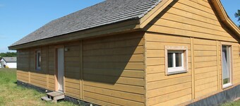 Une Maison en Bois du Québec Près de Nevers, Moulins, le Pal et les Canaux !