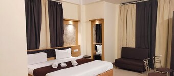Hotel Jaysha