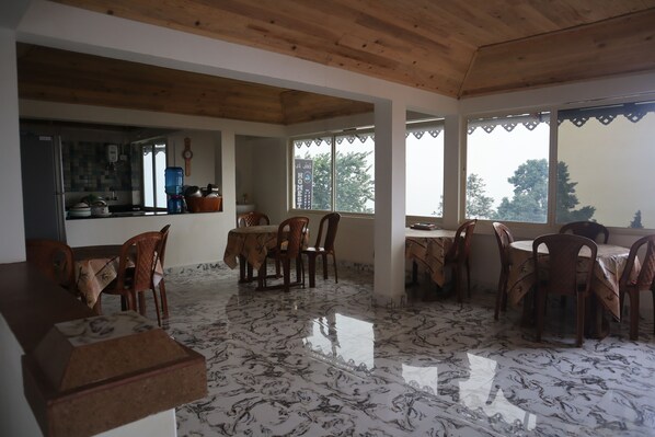 تناول الطعام