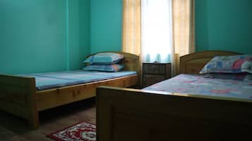 5 chambres, bureau, Wi-Fi, draps fournis