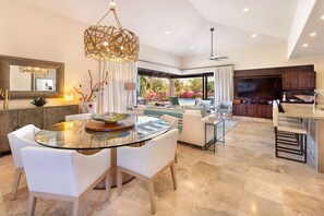 Interior - 3BR Casita+Transport & Golf Cart (Cabo San Lucas)