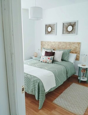1 Schlafzimmer, Bügeleisen/Bügelbrett, Reisekinderbett, kostenloses WLAN