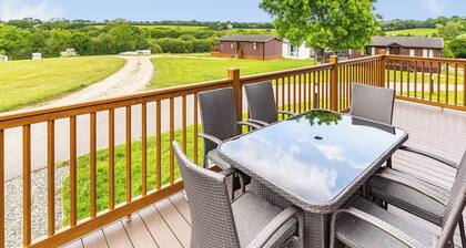 3 bedroom accommodation in Nr St Austell