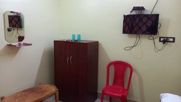Deluxe Double Room | Free WiFi, bed sheets