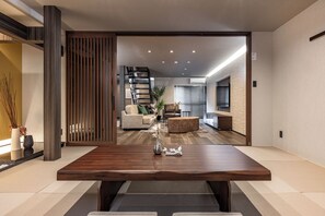 3 bedrooms, free WiFi - JAPAVISTA Radiant (Osaka)