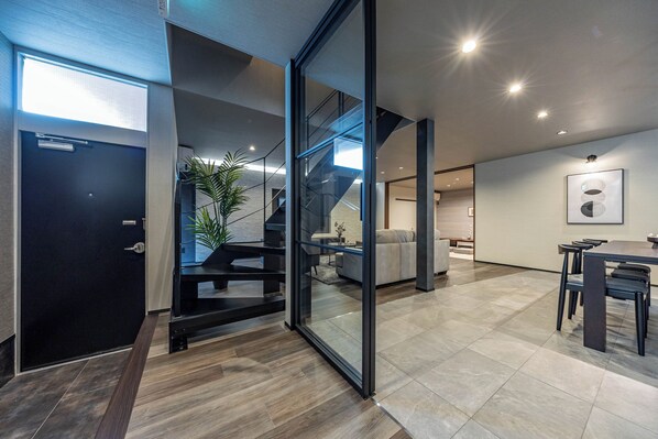 3 bedrooms, free WiFi - JAPAVISTA Radiant (Osaka)