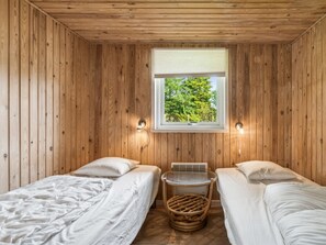 2 bedrooms, Internet