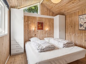 2 bedrooms, internet