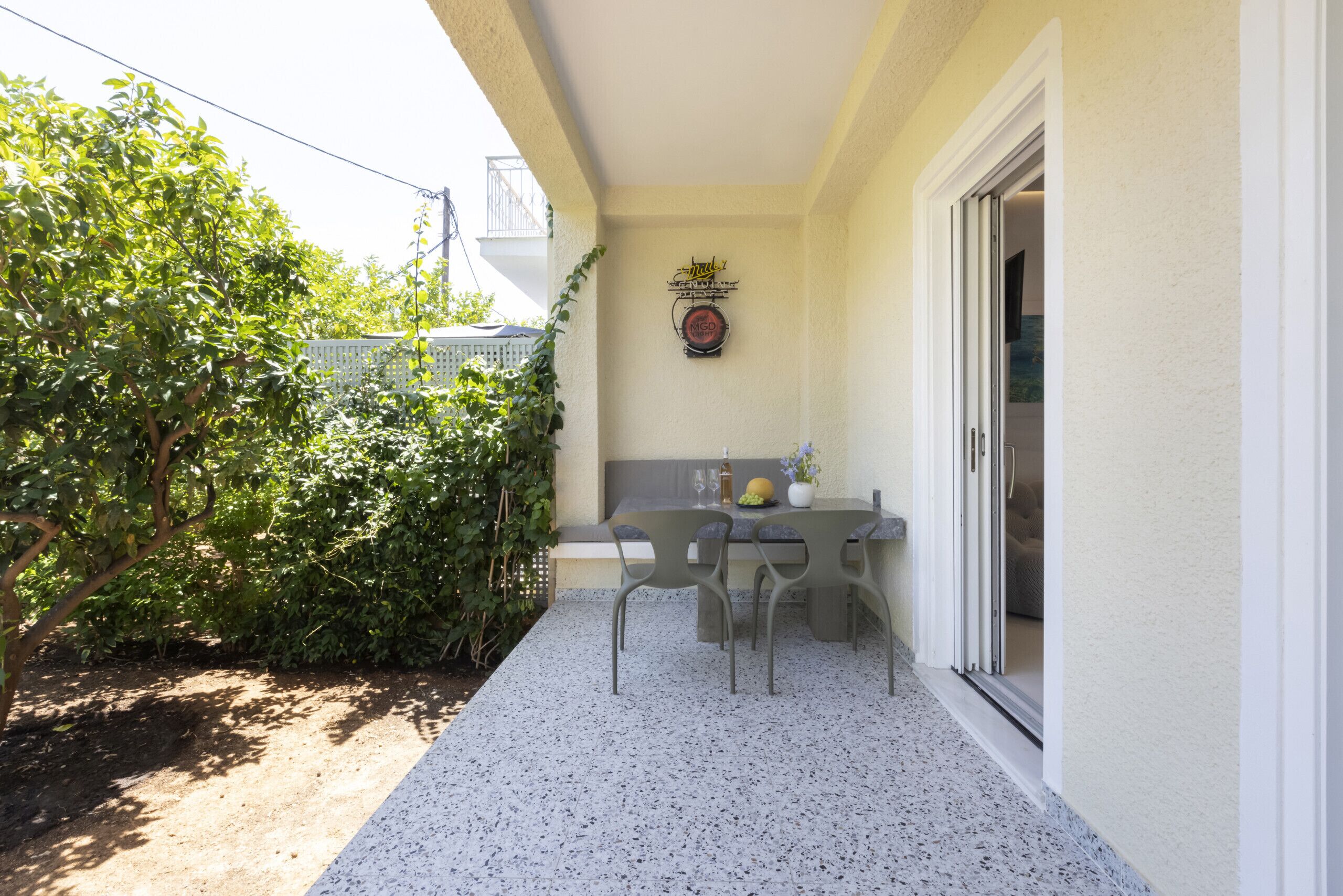 تناول الطعام بالخارج