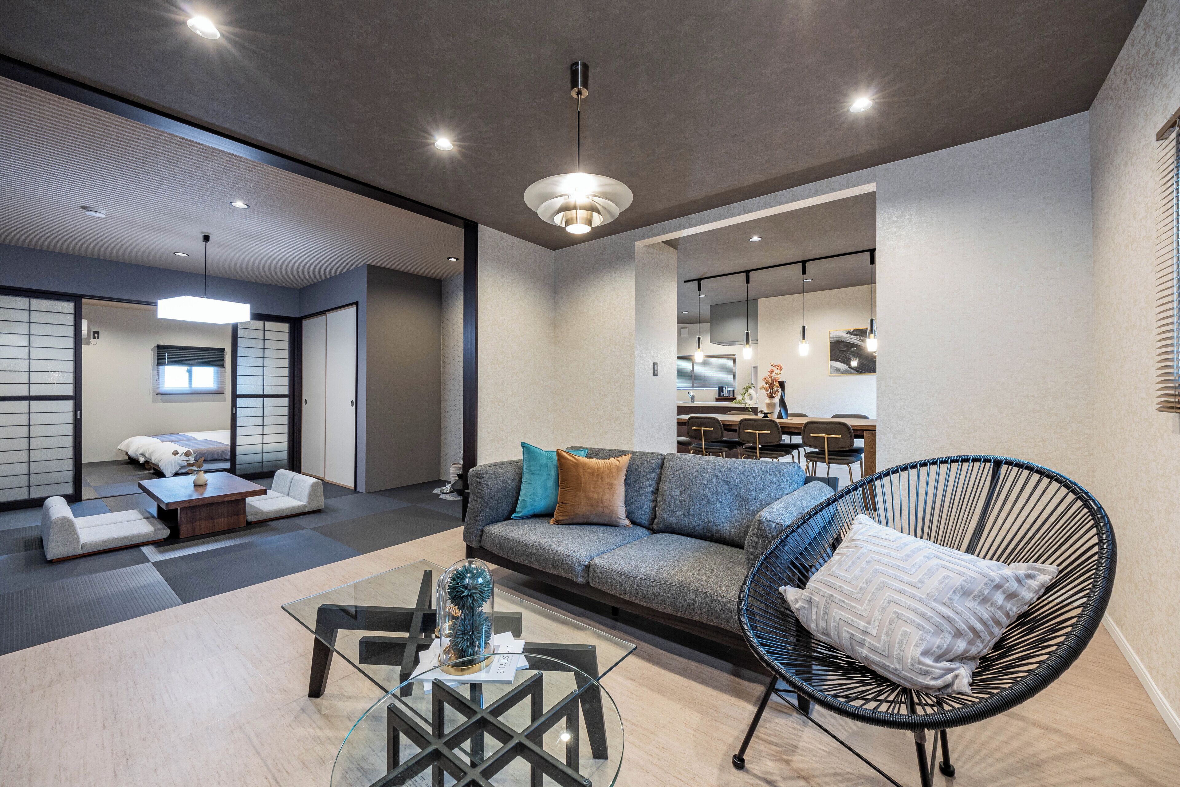 5 bedrooms, memory-foam beds, blackout curtains, free WiFi