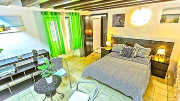 2 soverom, strykejern/-brett, wi-fi og sengetøy