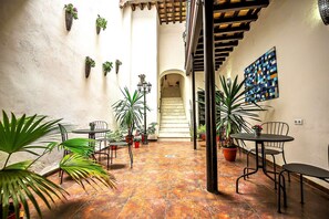 Dining - Milagros #2, two-bedroom Central Apartment (El Puerto de Santa María)