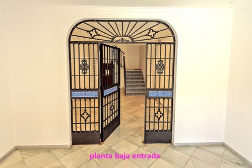 Three Cozy apartments on the Premium Location - Bars and restaurants all around