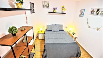 2 bedrooms, iron/ironing board, travel crib, WiFi
