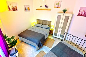 3 chambres, fer et planche à repasser, Wi-Fi, draps fournis