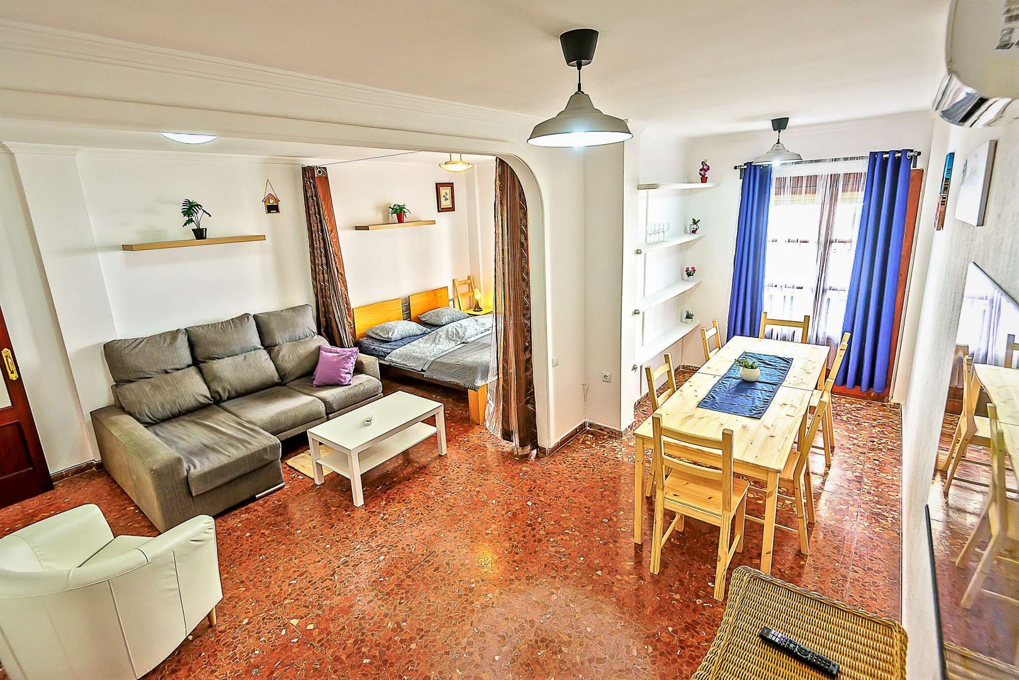 Misericordia Central 4-bedroom Apartment With Lift - Puerto Real