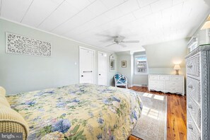 5 bedrooms, WiFi