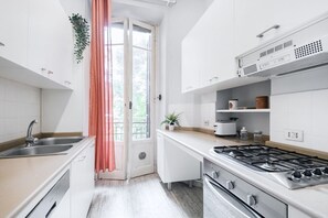 冰箱、烤箱、炉灶、洗碗机