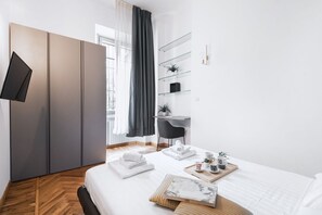 1 chambre, fer et planche à repasser, Wi-Fi, draps fournis