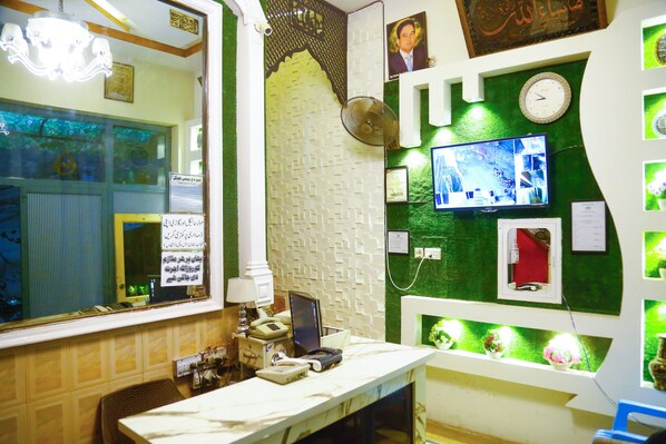 Lobby - Spacious 6-bedroom hotel in fabulous Lahore with AC, WiFi; attached washroom
(Lahore)