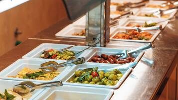 Desayuno buffet incluido todos los días