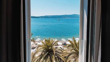 Standard Double Room with Sea View | 海灘/海景