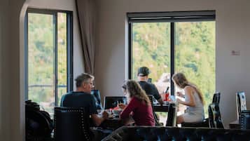 Gratis lokale morgenmadsretter hver dag