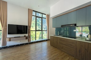 Apartment, Mountain View | Living area | 45-inch Smart TV with digital channels, Netflix, Hulu