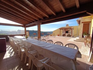 Outdoor dining - Casa de la Abuela Pili (Colmenar de Oreja)