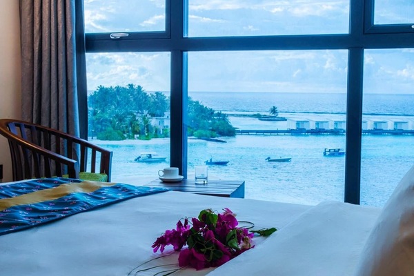 Deluxe Double Room, Sea View | In-room safe, desk, laptop workspace, soundproofing