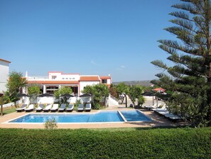 Piscina externa
