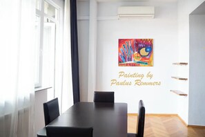Dining - Best area: Large apartment with cleaning service

 (Tbilisi)
