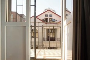 Interior - Best area: Large apartment with cleaning service

 (Tbilisi)