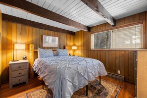 3 chambres, fer et planche à repasser, Wi-Fi gratuit, draps fournis