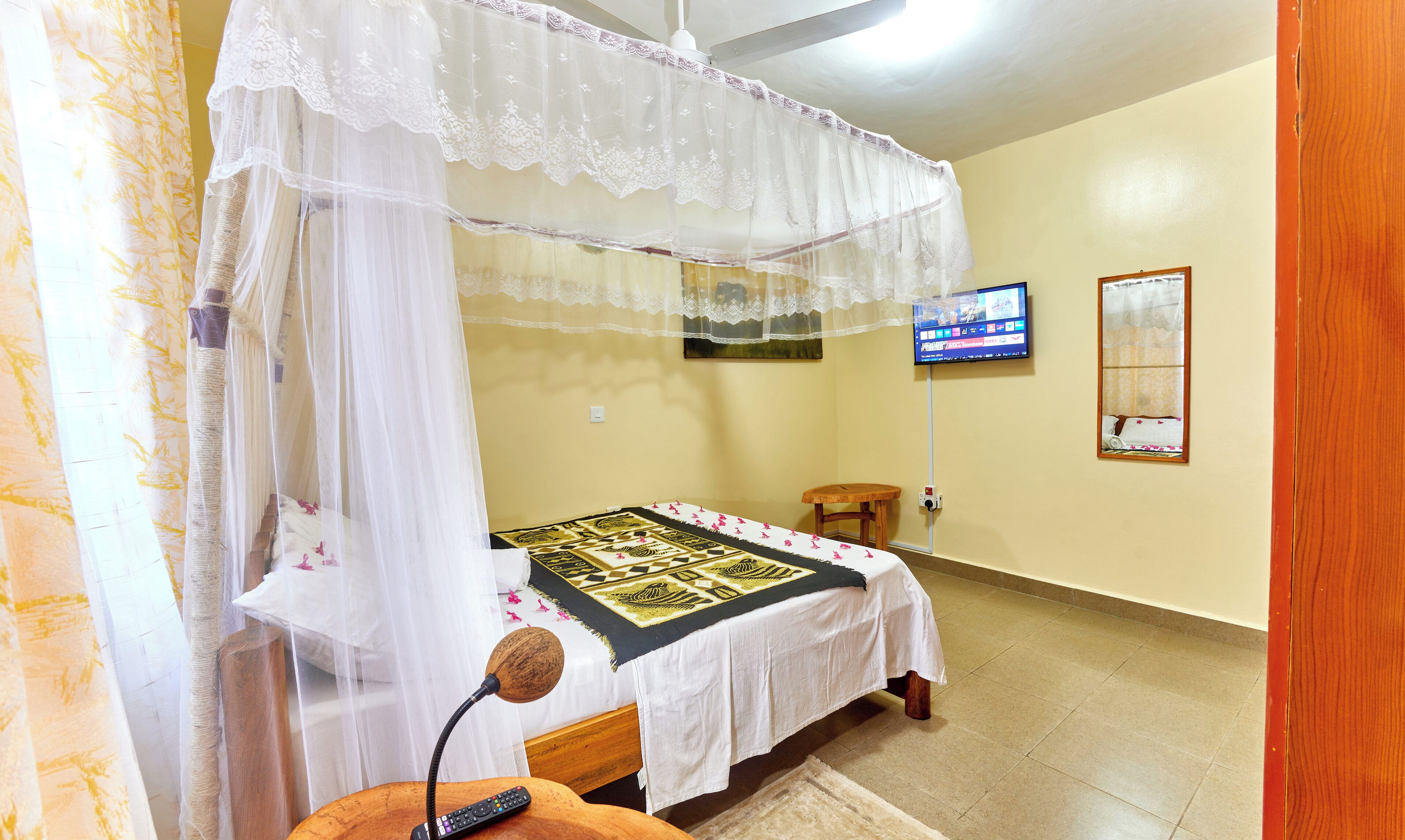 高档床上用品、特色家居、熨斗/熨板、免费 WiFi