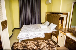 公寓 | 3 多间卧室、熨斗/熨衣板、免费 WiFi、床单