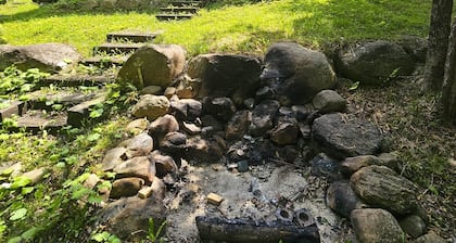 Gorgeous Indian Lake Cabin