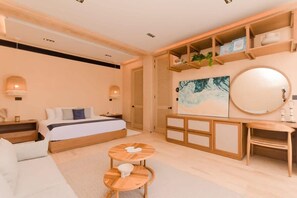 6 Schlafzimmer, Schreibtisch, Bügeleisen/Bügelbrett, WLAN